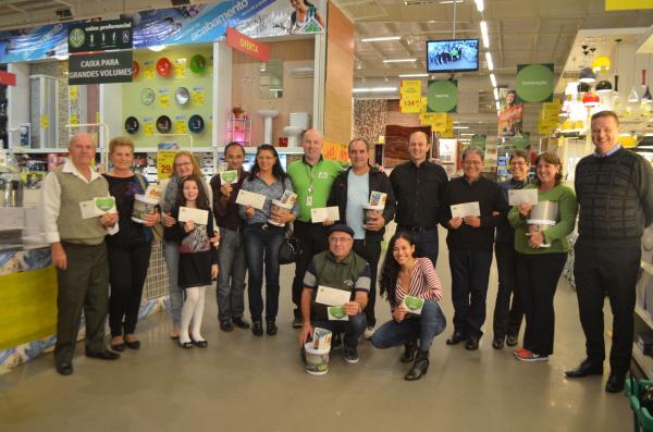 Ganhadores Do Desafio Me Poupe! Recebem Prêmios